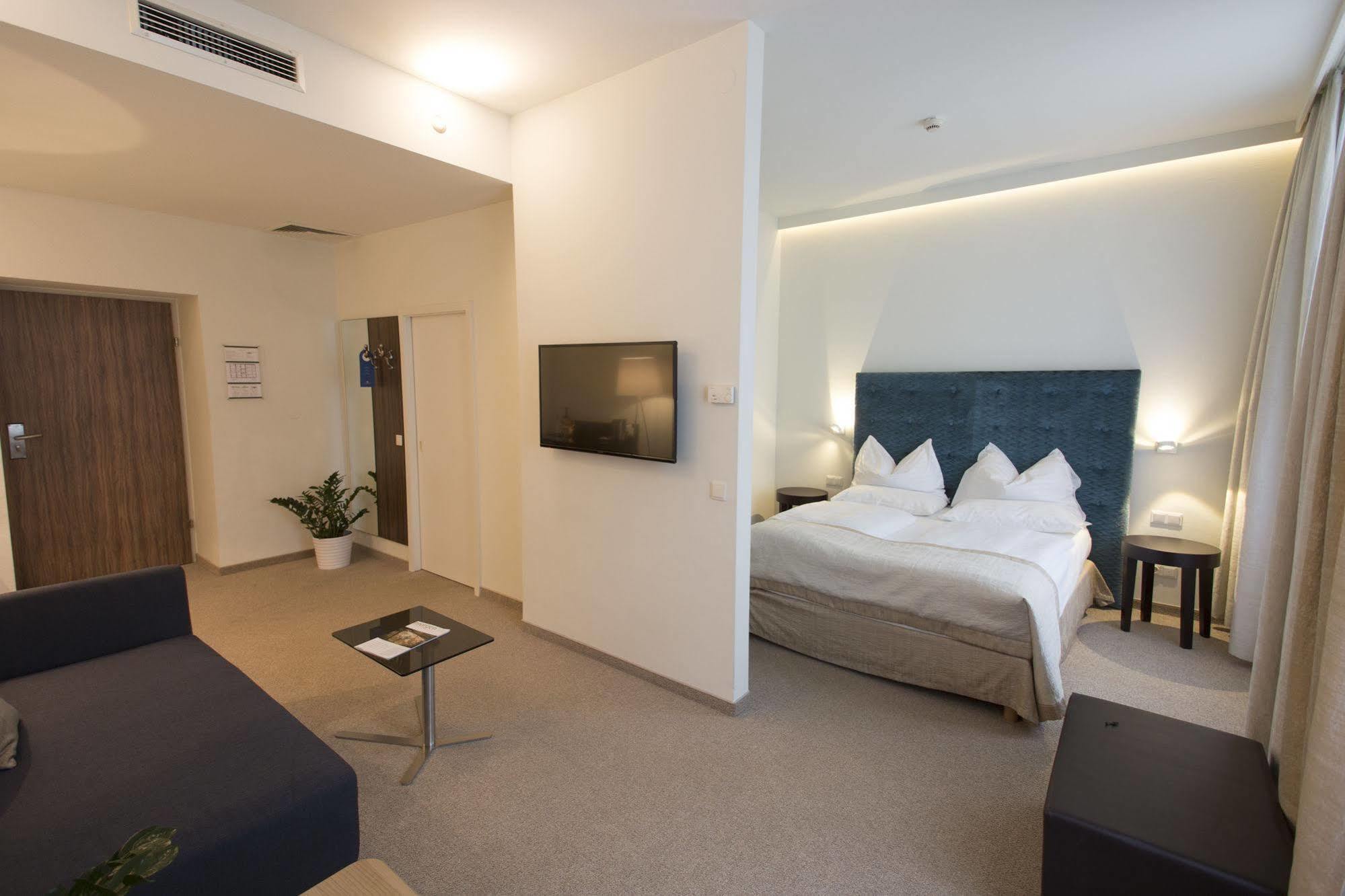 Starlight Suiten Hotel Renngasse Wien Ngoại thất bức ảnh